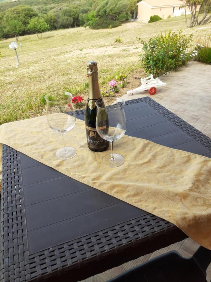 Agriturismo Gli Olivastri Appartamento Corbezzolo Con Piscina E Vista Mare,Climatizzatore,Wifi Aglientu Ngoại thất bức ảnh